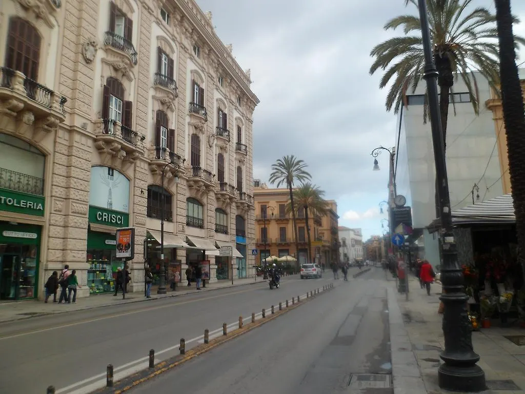 باليرمو Palazzo Nuccio Guest House إيطاليا