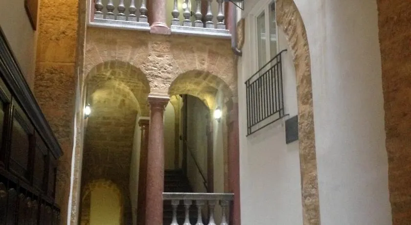 Palazzo Nuccio Guest House Palermo 0*,