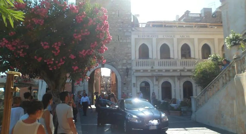 Palazzo Nuccio Guest House パレルモ ホテル