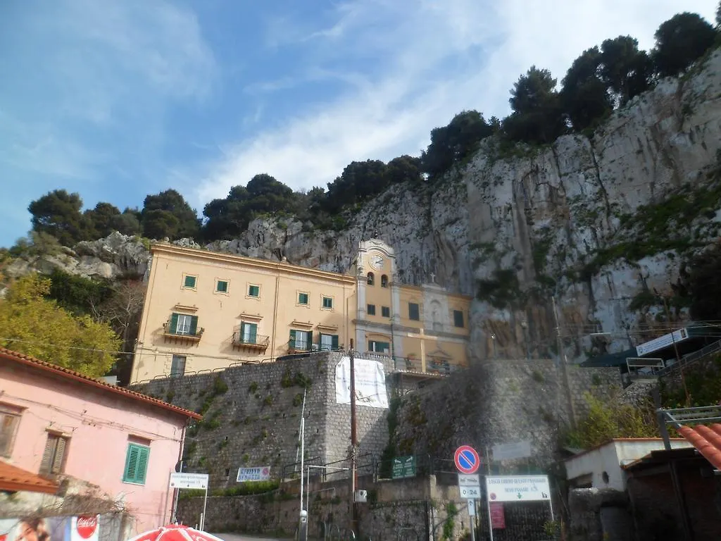 Palazzo Nuccio Guest House パレルモ 0*,